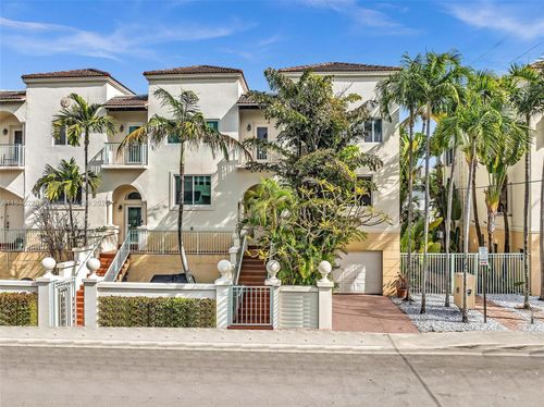 10065 Bay Harbor Ter, Bay Harbor Islands, FL, 33154-1509 | Card Image