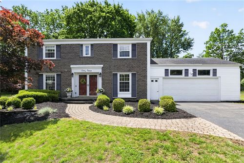 53 Old Forge Ln, Pittsford, NY, 14534-4135 | Card Image