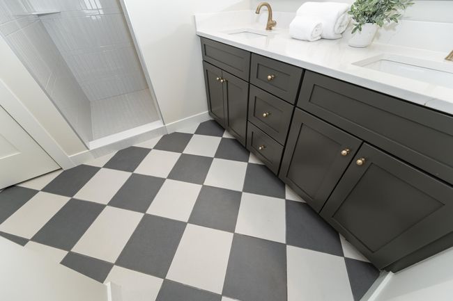 Primary Bath - Tile.jpg | Image 17