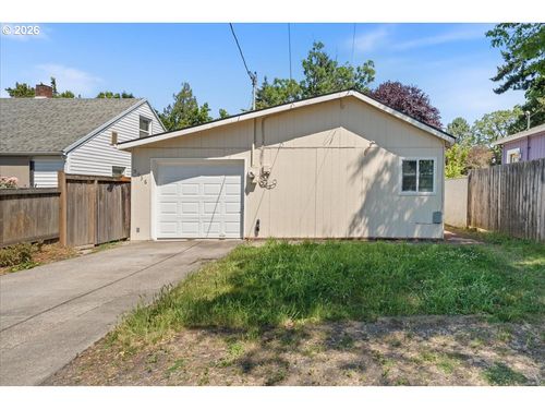 5036 Ne 57th Ave, Portland, OR, 97218 | Card Image