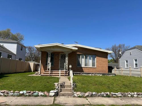 2048 Roosevelt Pl, Gary, IN, 46404 | Card Image