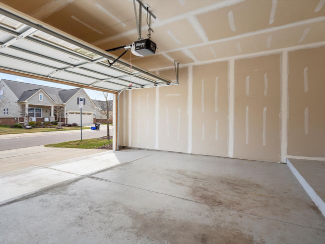 1051 Paddock Ln, Condo with 2 bedrooms, 2 bathrooms and null parking in South Lyon MI | Image 26