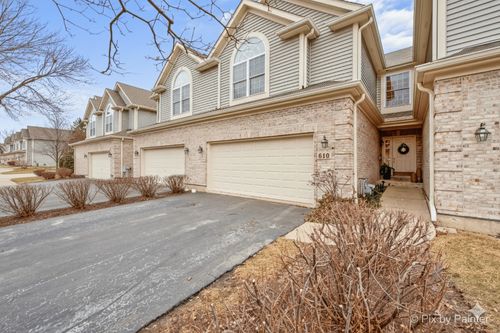 610 Juniper Ln, Lake In The Hills, IL, 60156-4678 | Card Image