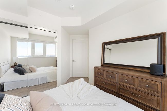 1718 - 9000 Jane St, Condo with 2 bedrooms, 2 bathrooms and 1 parking in Concord ON | Image 23