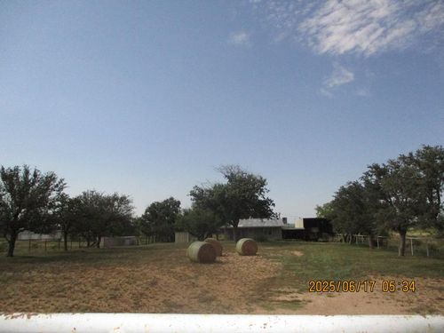 420 Juniper Rd, Bronte, TX, 76933-5908 | Card Image