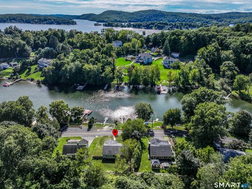 40 Kellogg St, Brookfield, CT, 06804-1521 | Card Image