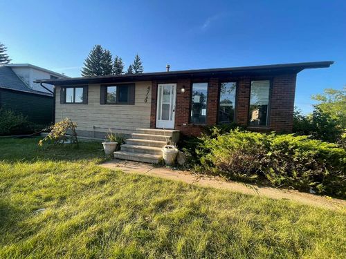 4720 54 Avenue, Vermilion, AB, T9X1S4 | Card Image
