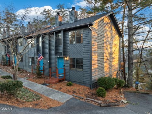 131-3690 Plaza Way, Pigeon Forge, TN, 37863-3100 | Card Image