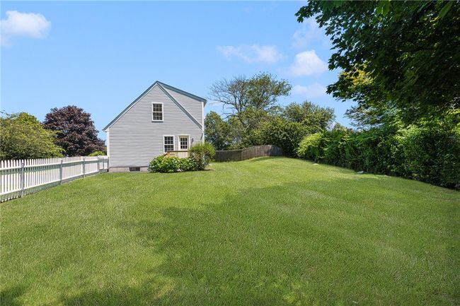 208 W View Rd, House other with 4 bedrooms, 3 bathrooms and 4 parking in Middletown RI | Image 40