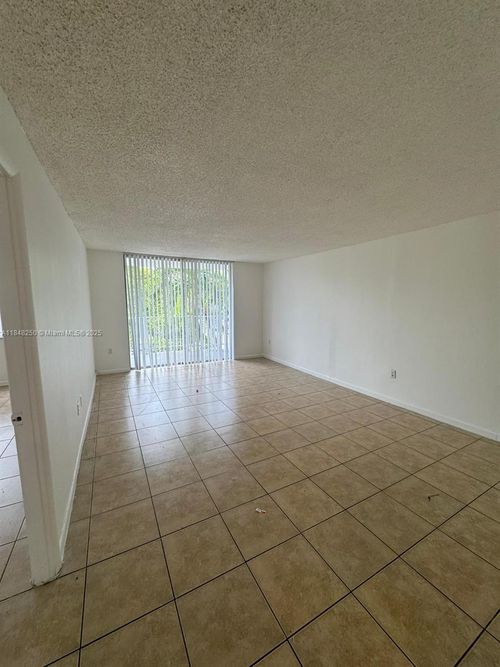 308-496 Nw 165th Street Rd, Miami, FL, 33169-6466 | Card Image