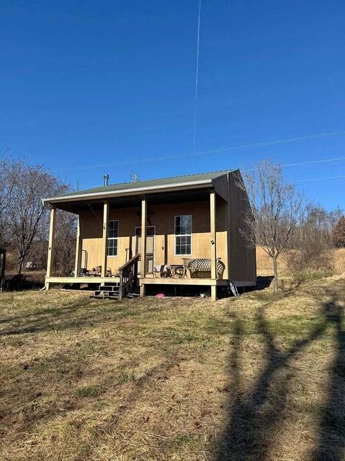 12521 Fallsburg Rd, Frazeysburg, OH, 43822-9534 | Card Image