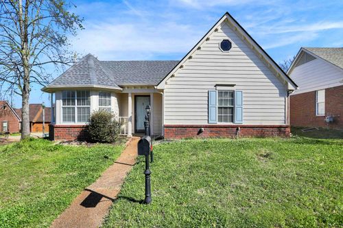 8394 Palm Springs Dr, Cordova, TN, 38016-6053 | Card Image