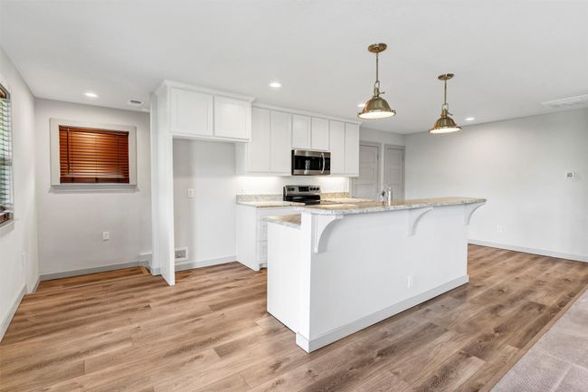 Apartment kitchen | Image 30