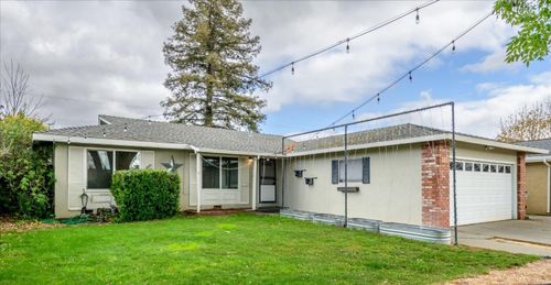 311 Rosa Ave, Winters, CA, 95694-1649 | Card Image