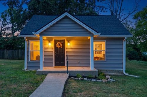 4016 Woodbury Pike, Murfreesboro, TN, 37127-4747 | Card Image