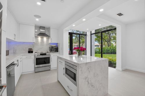 1014-7847 Lakeside Blvd, Boca Raton, FL, 33434-6252 | Card Image