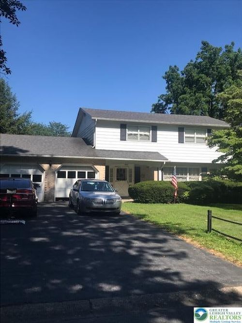 1285 Stafore Dr, BETHLEHEM, PA, 18017-1651 | Card Image
