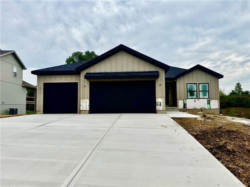 13545 Ne 114th Pl, Kearney, MO, 64060-7354 | Card Image