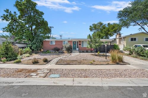 3385 W Florlita Ave, West Valley City, UT, 84119-4454 | Card Image