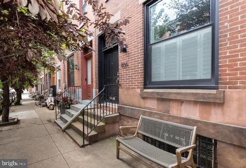 856 N 26th St, PHILADELPHIA, PA, 19130-1821 | Card Image