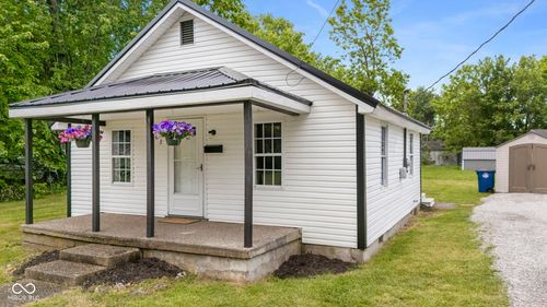 143 Rural St, Austin, IN, 47102-1931 | Card Image