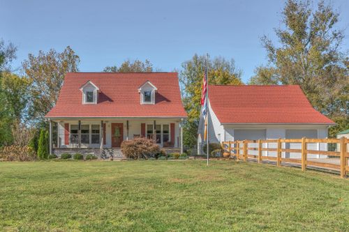 6285 Medley Amonette Rd, Buffalo Valley, TN, 38548-5273 | Card Image