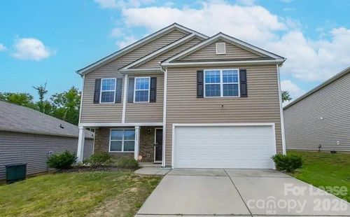 1525 Lilly Springs Pl, Dallas, NC, 28034-9596 | Card Image