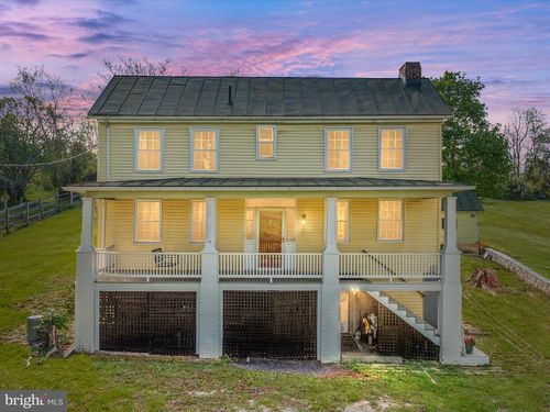 11774 Back Rd, TOMS BROOK, VA, 22660-2404 | Card Image