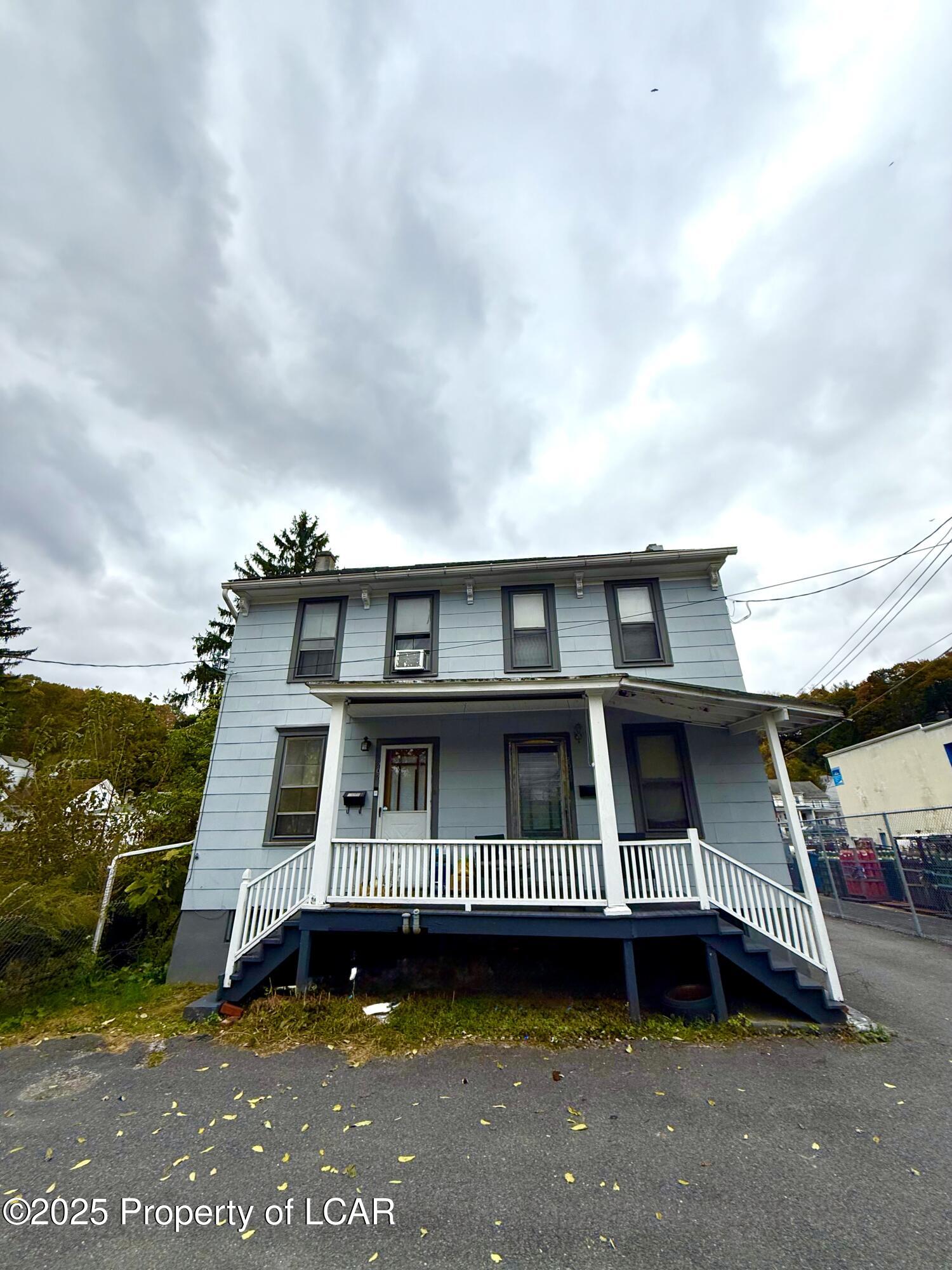 Residential Income in Minersville