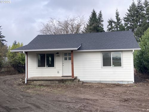 295 Knapp Ln, Eugene, OR, 97404-3197 | Card Image