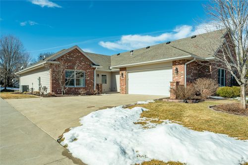 1990 Nw 126th St, Clive, IA, 50325-8164 | Card Image