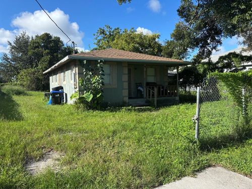 4450 W Gore Ave, ORLANDO, FL, 32811-4533 | Card Image