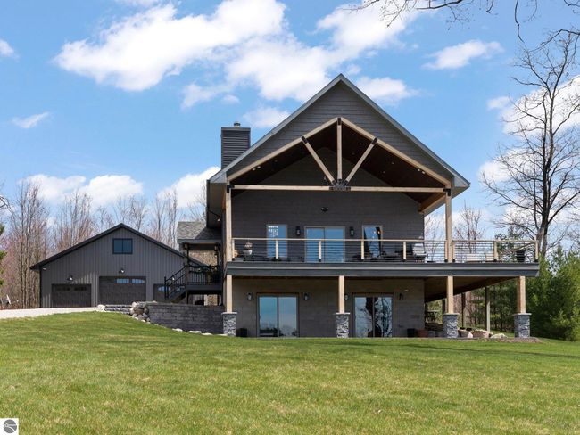 5242 W Big Sky Trl, House other with 4 bedrooms, 4 bathrooms and null parking in Cadillac MI | Image 9