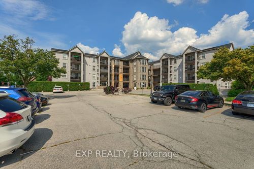 215-1421 Walkers Line, Burlington, ON, L7M4P4 | Card Image