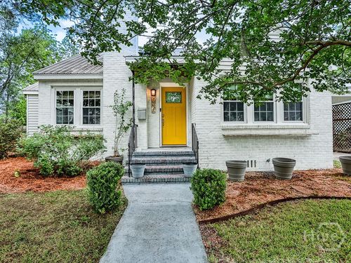 1216 E 40th St, Savannah, GA, 31404-3410 | Card Image