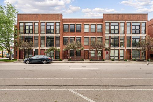 818 N 4th St, Columbus, OH, 43215-1594 | Card Image