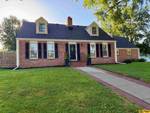 1212 Jane Way, Beatrice, NE, 68310 | Card Image