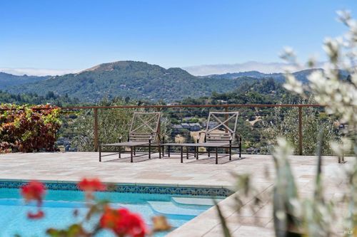 349 Fairhills Dr, San Rafael, CA, 94901-1110 | Card Image