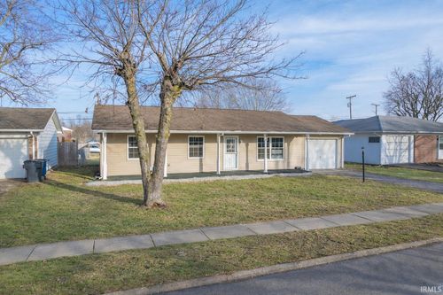 304 N Norton St, Marion, IN, 46952-3223 | Card Image