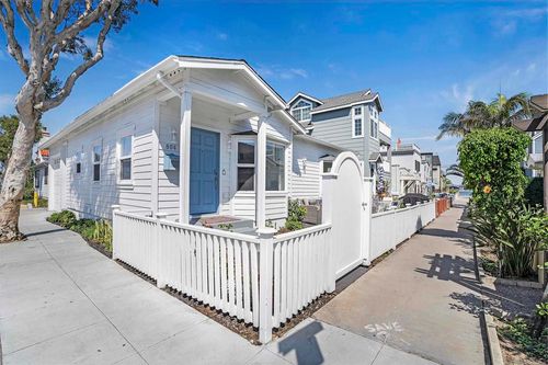 804 Toulon Ct, San Diego, CA, 92109-7033 | Card Image