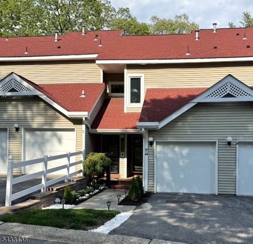 50 Red Oak Ter, Oak Ridge, NJ, 07438-9189 | Card Image