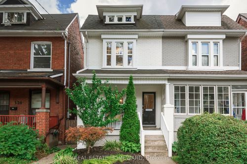 158 Hastings Ave, Toronto, ON, M4L2L3 | Card Image