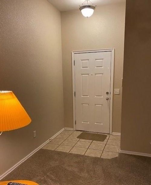 4217 Manhattan Drive, Moore, OK, 73160 | Card Image