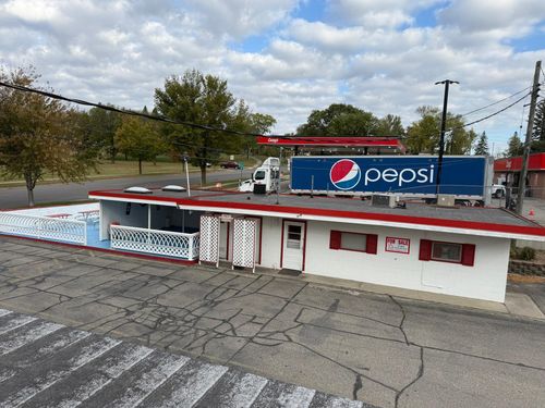 1220 N Union Avenue, Fergus Falls, MN, 56537 | Card Image