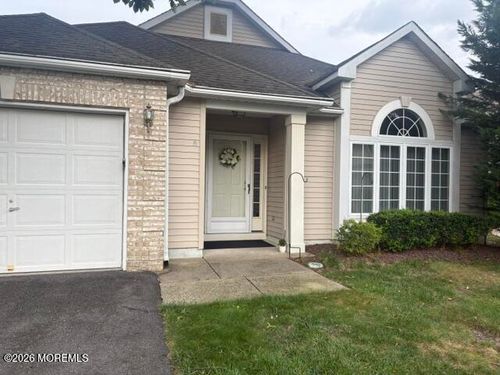 8 Llewellyn Ct, Jackson, NJ, 08527-3917 | Card Image