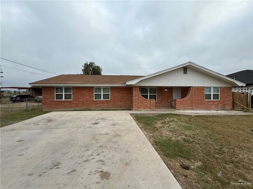 822 W 2nd St, Mission, TX, 78572-4947 | Card Image