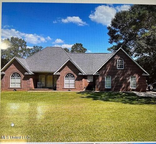 99 Magee Dr, Tylertown, MS, 39667-2045 | Card Image
