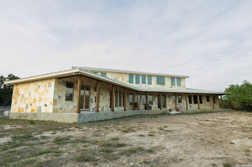525 Windmill Dr, Bandera, TX, 78003 | Card Image