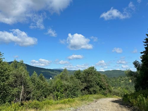 B1-33-16 Sugar Shack Row, Pittsburg, NH, 03592 | Card Image