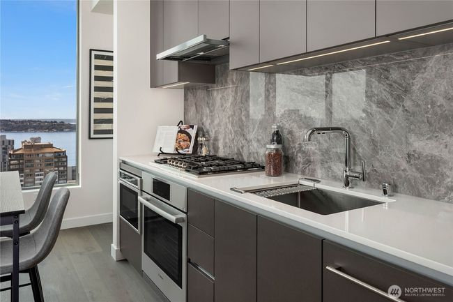 UNIT-3107 - 2510 6 Th Ave, Condo with 1 bedrooms, 1 bathrooms and null parking in Seattle WA | Image 12